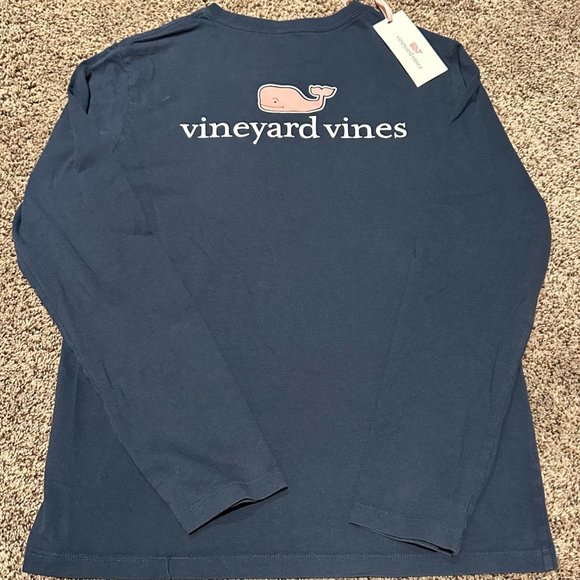 New with Tags Vineyard Vines Medium Blue Blazer Long Sleeved Whale Print Tee - Picture 1 of 3